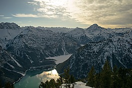 阿尔卑斯山,湖,山