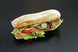 三明治,香腸,黃瓜