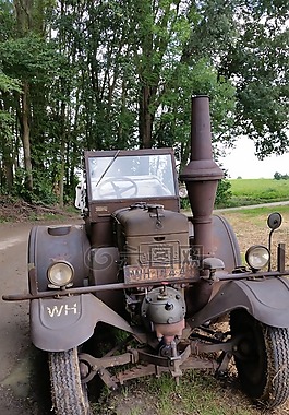 拖拉機(jī),歷史,車輛