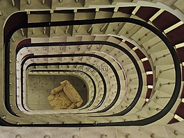 樓梯,出現(xiàn),首頁