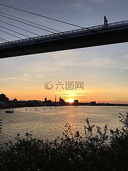 城市,性質(zhì),日落