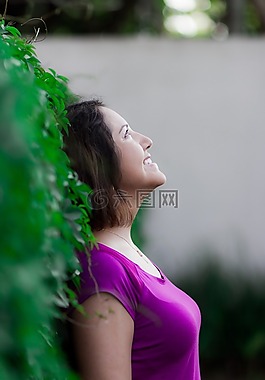 女子,綠色柵欄,考慮