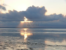 云,太陽,海