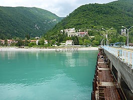 海,山,橋