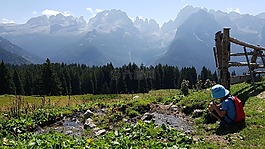山,地平线,流