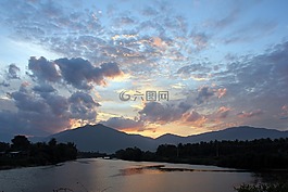 云,日落,海
