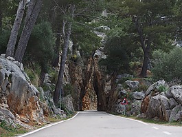 路,突破,通過