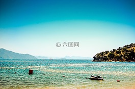 海,海灘,山