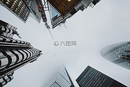 建設(shè),霧,摩天樓