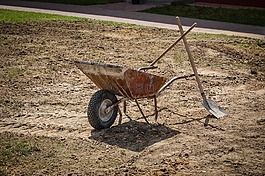獨(dú)輪車,鏟,工作