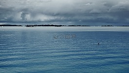 暴風(fēng)雨前,海,海邊