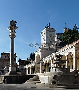 弗留利,烏迪內(nèi),piazza della libertà