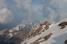 建設(shè),返回頁(yè)首,高峰
