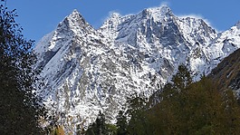 山,性質(zhì),雪
