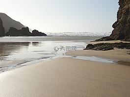寂寞海滩,海滩,传入波