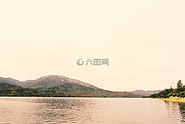 山,水,湖