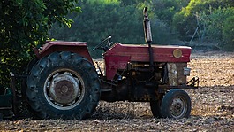 拖拉機(jī),車輛,設(shè)備