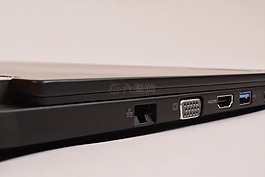 計(jì)算機(jī),筆記本電腦,端口
