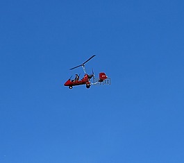 敵人直升機(jī),輕型多用途飛機(jī),休閑飛行員