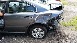 车祸,车毁人亡,车