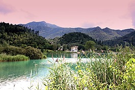 湖,山,性質(zhì)