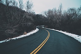 路,街,冒險(xiǎn)
