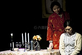 人,劇院,獨(dú)白