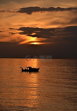 esenk?y,太陽(yáng)能,釣魚(yú)