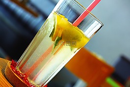檸檬水,冷,酸