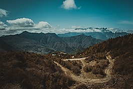 貢嘎山,四人同,自然風光