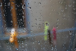 雨,晾衣架,天井