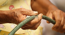 費力手,年齡,成人