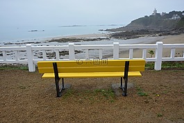 工作臺,全景,黃色公共長椅上