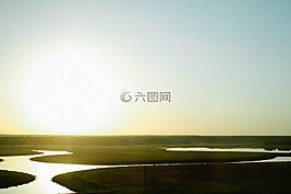 河,水,草