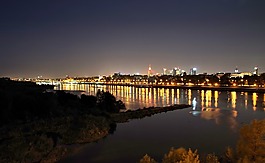 維斯,華沙,夜