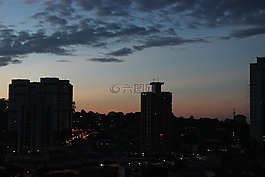 城市,暮光之城,云