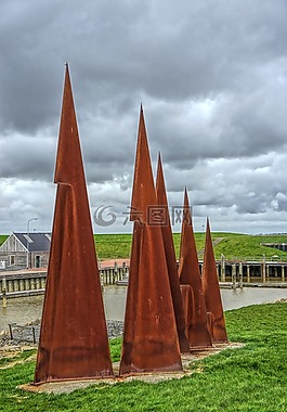 人類發展報告 》,藝術作品,銹