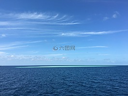 藍天,大海,小島
