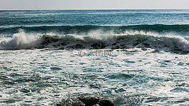波,砸,海
