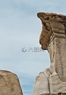 荒蕪之地,砂巖,巖層