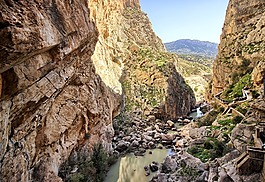国王的路径,岩,旅游
