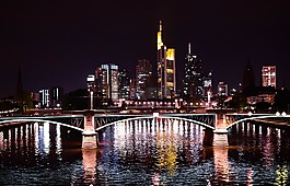 法蘭克福,德國,夜