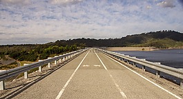 路,坝,水