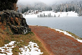 鲁迪,雪,间隔