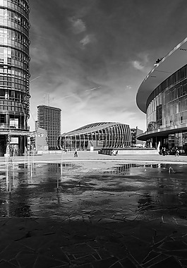 广场 gae aulenti,米兰,黑白色