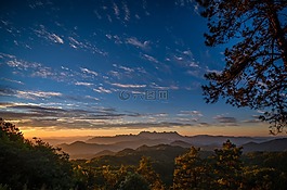 暮光之城,黃昏,側(cè)影