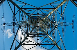 strommast,當(dāng)前,電力
