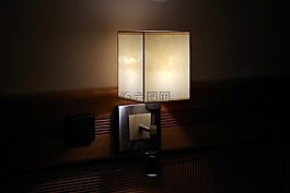 更換燈泡,房間,家具