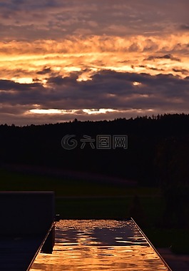 morgenrot,morgenstimmung,池塘
