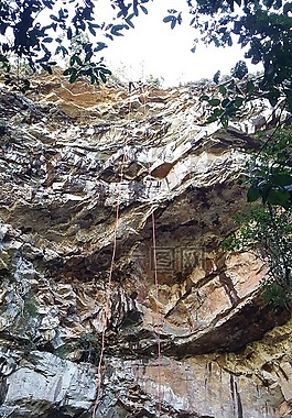 繩降,孔,裂縫